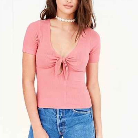 Urban Outfitters Project Social T Sara Tie Front - Picture 3 of 5